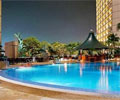 Swimming-Pool - Fairmont Singapore Hotel