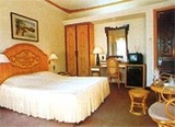 Huong Giang Hotel Room