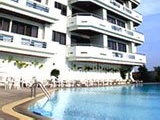 Centre Point Service Apartment Sukhumvit Swimming Pool